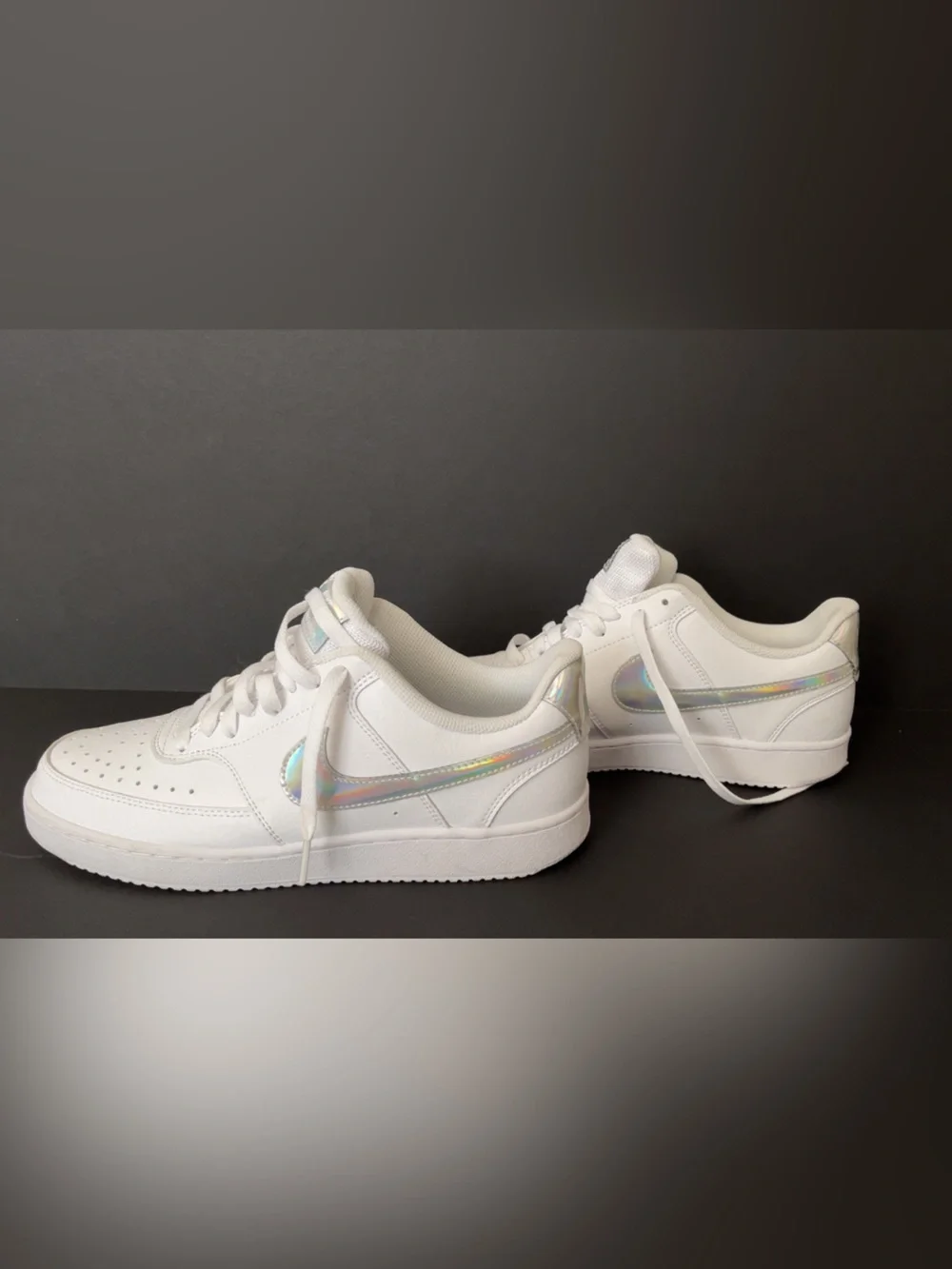 NWOT Nike Women Court Vision Lo CW5596-100 Sneakers